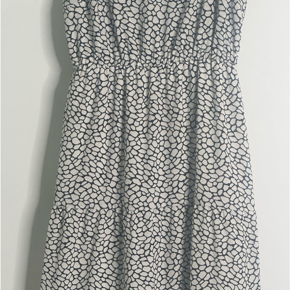 Michael kors black and white tiered maxi dress size medium - Picture 6 of 13